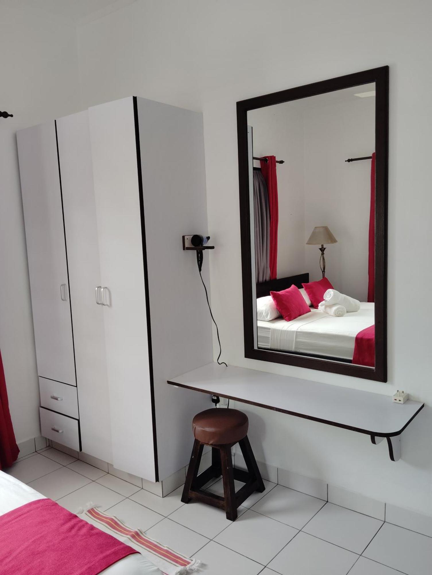 รอช แกร์ลอง อพาร์ตเมนต์ Apartment Grand Anse  ภายนอก รูปภาพ